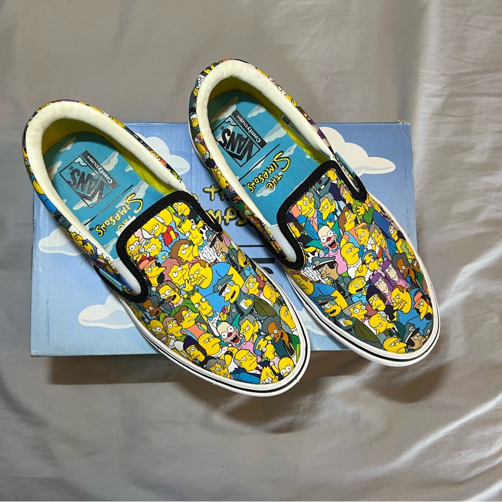 Vans x The Simpsons slip ons size 7 1/2